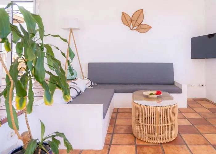 Ferienhaus Cocomar I- Luxurious With Pool Near The Sea Guatiza