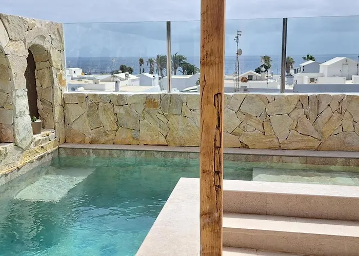 Ferienhaus Cocomar I- Luxurious With Pool Near The Sea Guatiza