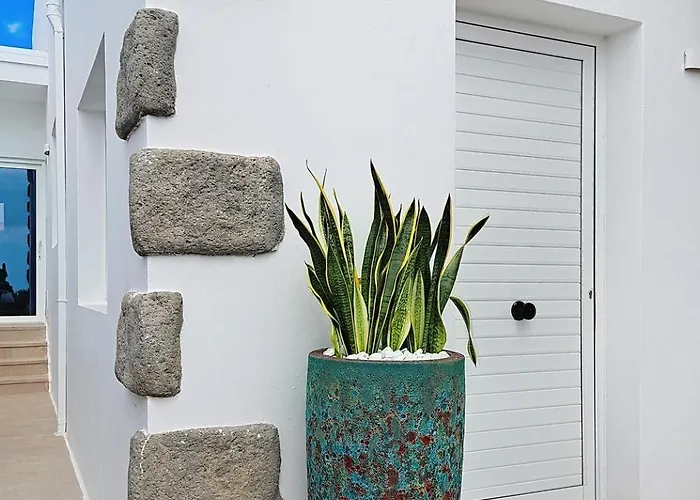 Cocomar I- Luxurious With Pool Near The Sea Prázdninový dům Guatiza