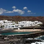 בית נופש Cocomar I- Luxurious With Pool Near The Sea