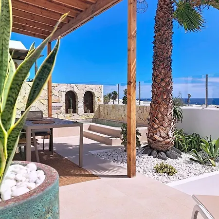 Cocomar I- Luxurious With Pool Near The Sea בית נופש